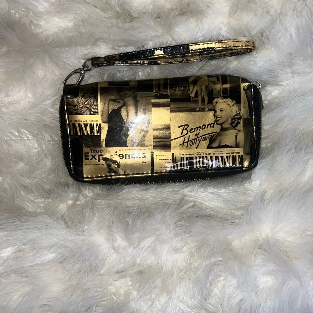 glossy wristlet